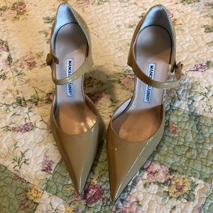 Brand new Manolo’s size 6